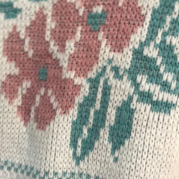 ⚡️FINAL PRICE⚡️VTG Season Ticket Flower Sweater - Picture 11 of 12